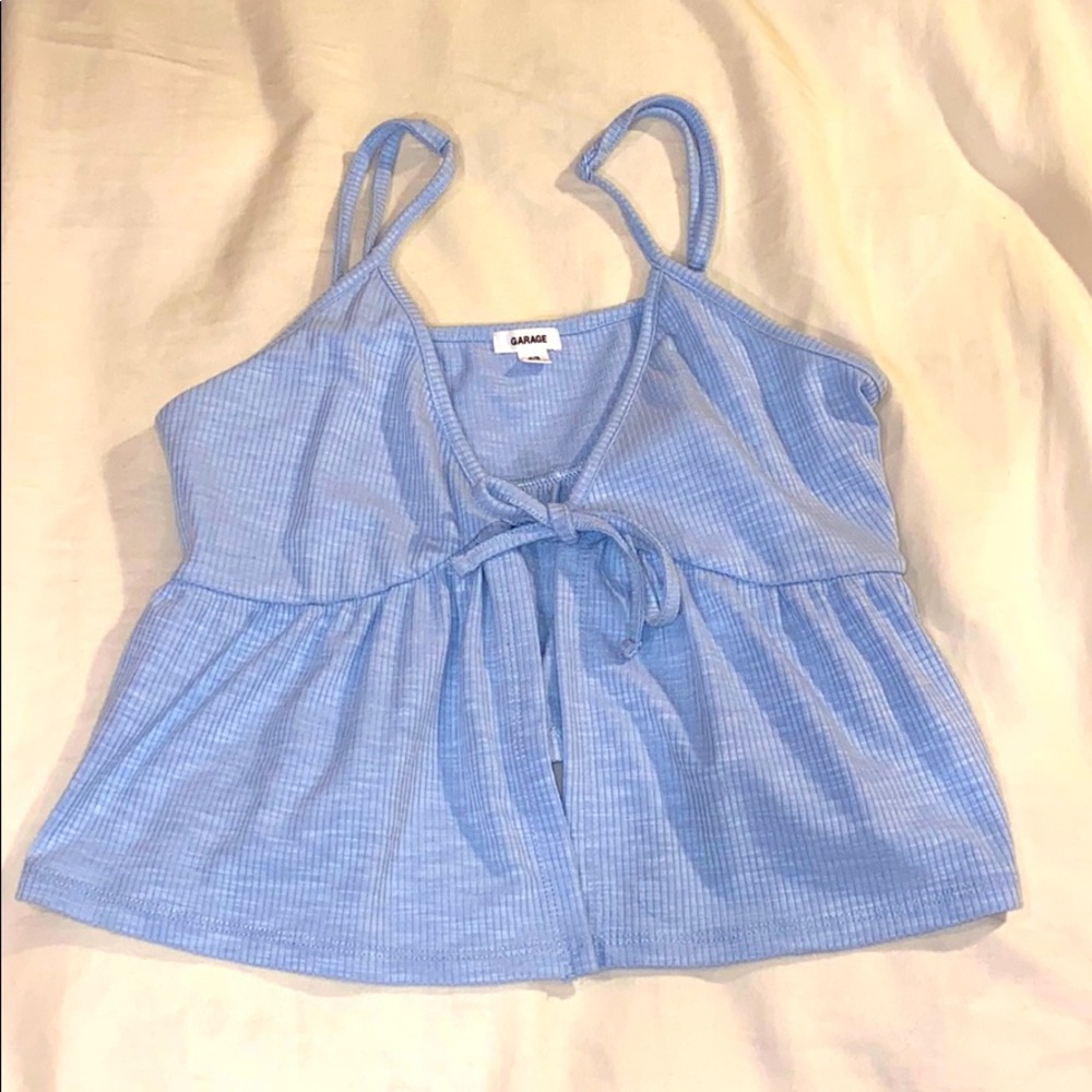 Cute top.